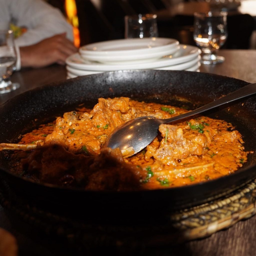 Pind Restaurant Lahore – A True Taste of Authentic Pakistani Desi Cuisine DXBMD88 5 577018239 820819410933638 3729421660038941145 n min